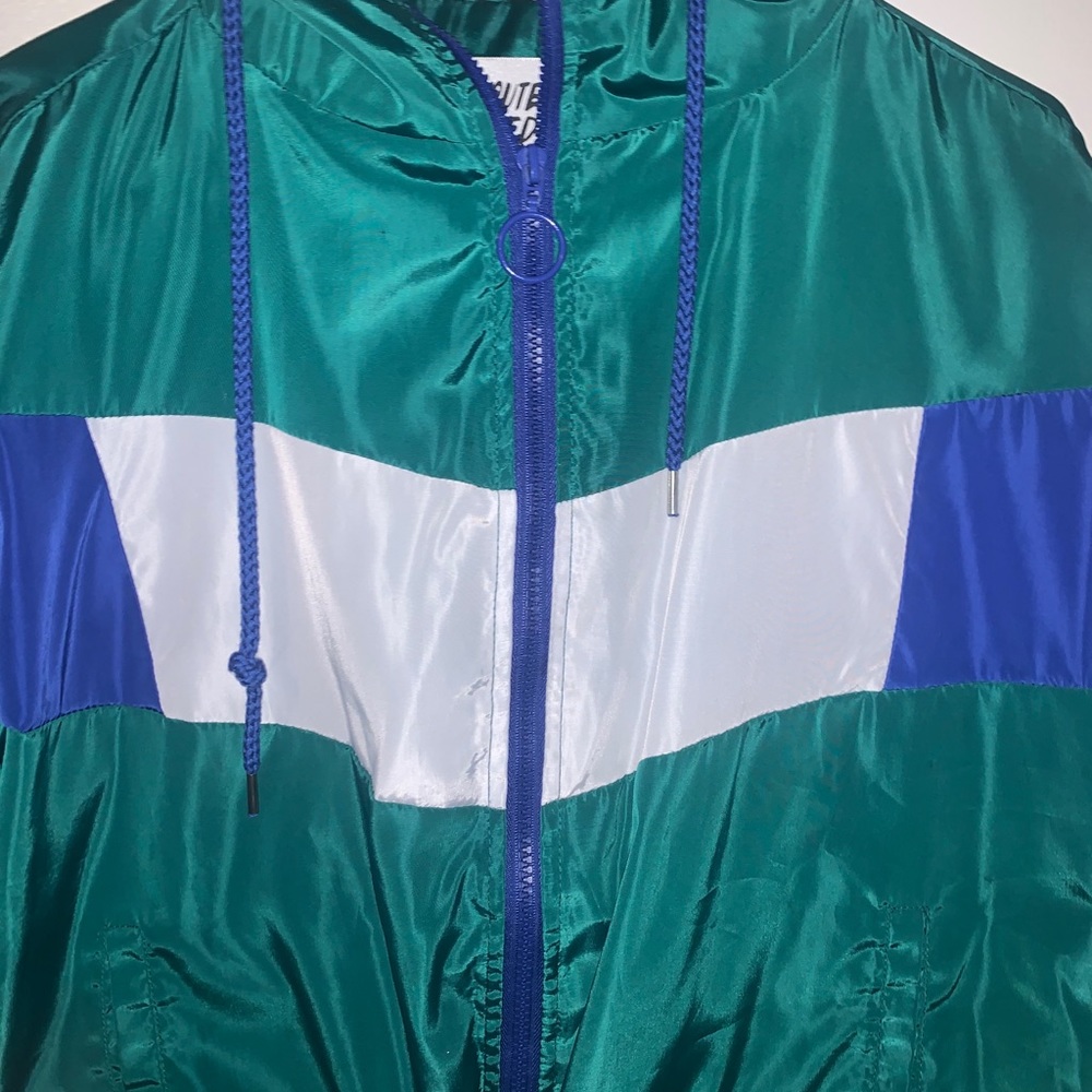 Windbreak Jacket - Picture 2 of 2
